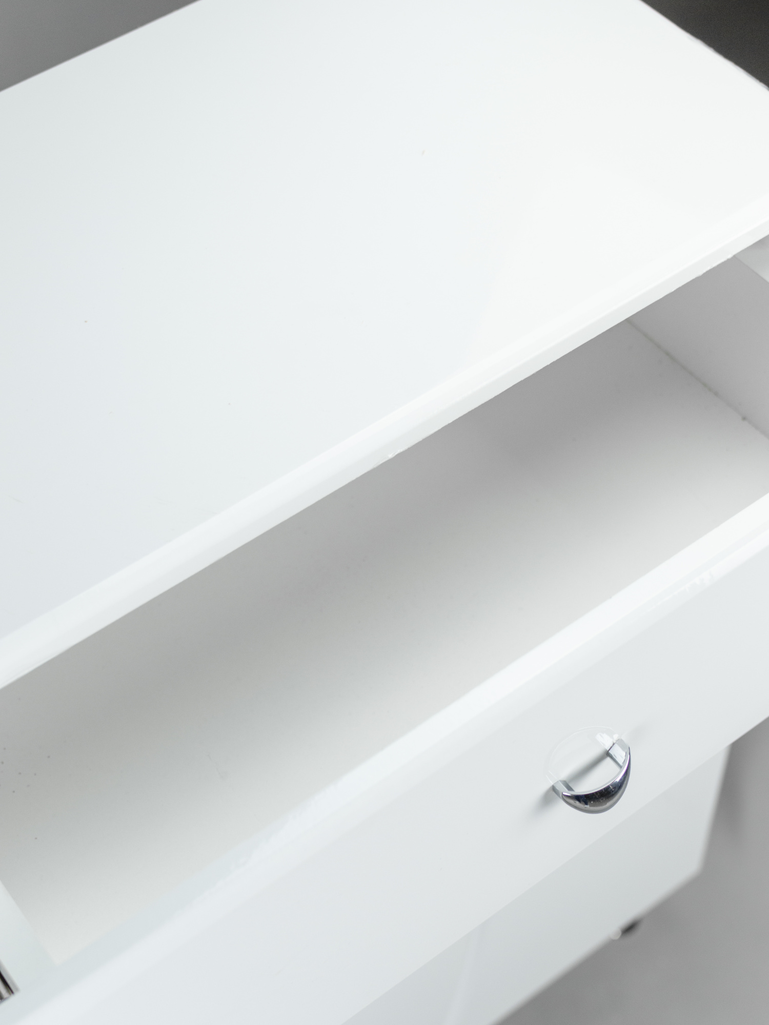 Тумба напольная 55 Восход с корзиной m